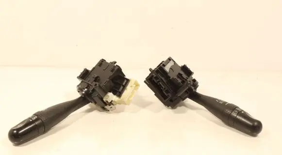 Suzuki Swift I Light switch 8305SN
