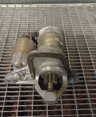 Nissan Qashqai+2 Starter motor 23300EN200 MR20DE