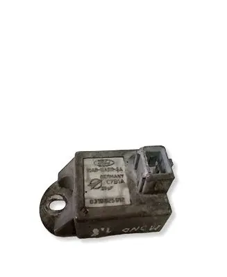 Ford Mondeo Mk III Ignition amplifier control unit 93AB12A019AA C7B1A 0310025012