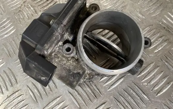 Volkswagen Crafter Throttle valve 076128063A A2C53098066 1012060336