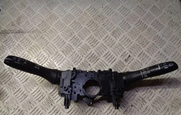 Nissan Pulsar Wiper turn signal indicator stalk/switch 14818SD1
