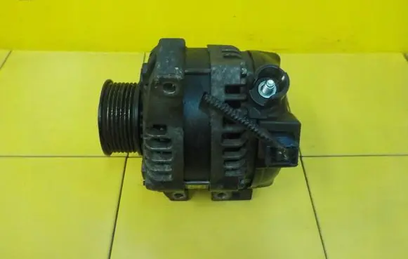 Honda CR-V Generator/alternator 1042101140 104210