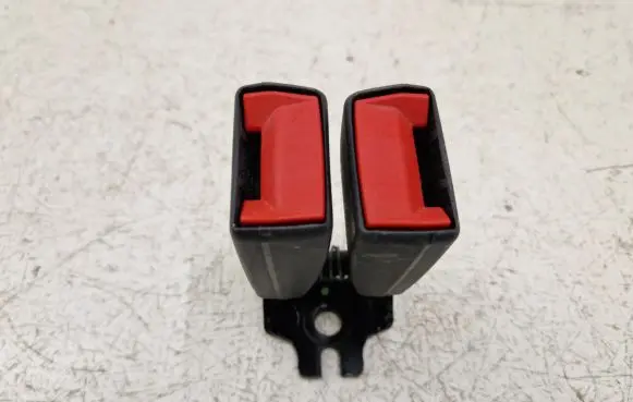 Ford Fusion II Middle seatbelt buckle (rear) 481163A 484161B