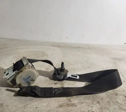 Opel Zafira A Middle seatbelt (rear) 90580906