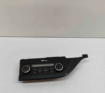 Toyota Auris E180 Interior fan control switch 5590002390