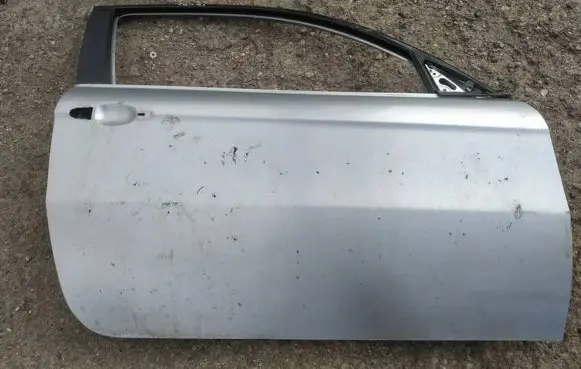 Alfa Romeo 147 Front door pilkos