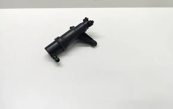 BMW 5 E60 E61 Headlight washer spray nozzle 1011060441 10110604412