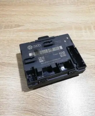 Audi A4 S4 B8 8K Door control unit/module 8K0959792B