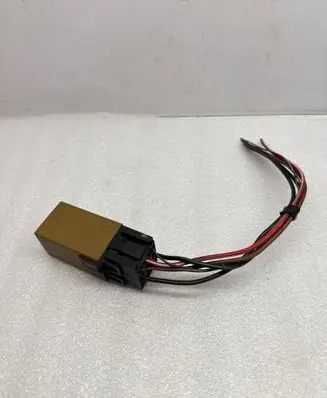 BMW 5 E60 E61 Window control relay 61368384505 V23141B3001X4