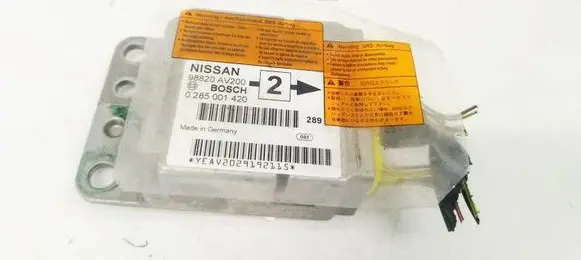 Nissan Primera Airbag control unit/module 98820AV200 0285001420