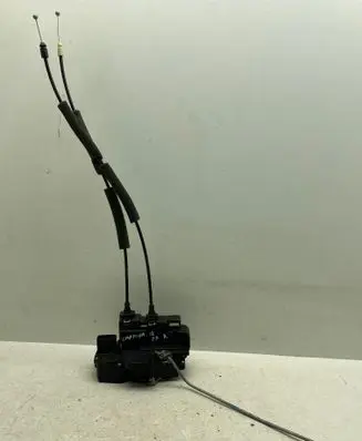 Chevrolet Captiva Rear door lock A046818