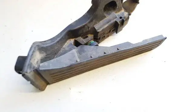 Volkswagen Touran I Accelerator throttle pedal 1k1723503l 6pv008600-01