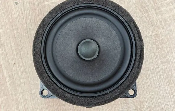 BMW 4 G22 G23 G24 G26 Front door speaker 2622560