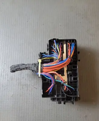 Volvo V90 Cross Country Fuse module 31384034
