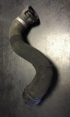 BMW 1 E82 E88 Engine coolant pipe/hose 7811923