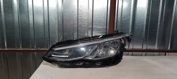Volkswagen Golf VIII Headlight/headlamp 5H1941005