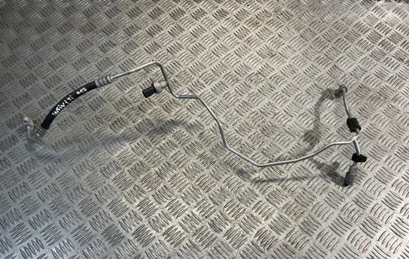 Infiniti Q30 Air conditioning (A/C) pipe/hose 924405Da3a