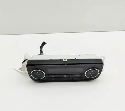 Mitsubishi L200 Interior fan control switch 7820A745
