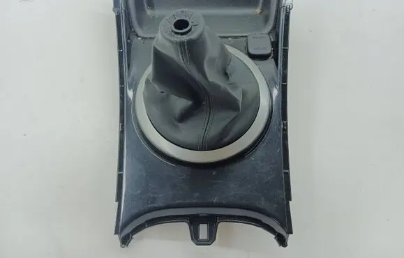Mazda CX-7 Gear shifter surround trim plastic EH6464361 K3006