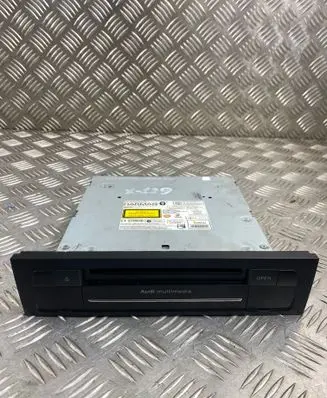 Audi Q7 4L Radio/CD/DVD/GPS head unit 4L2035670E