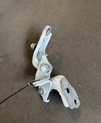 Ford Kuga II Front door upper hinge CJ54S22810AC