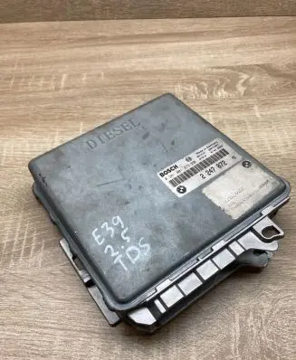 BMW 5 E39 Engine control unit/module ECU 2247072 0281001373
