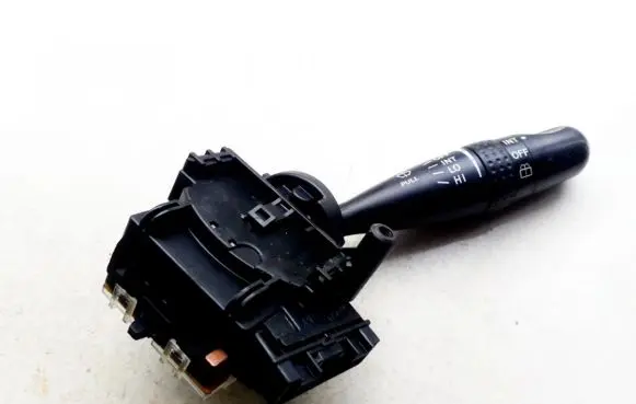Toyota RAV 4 (XA20) Wiper control stalk 173647