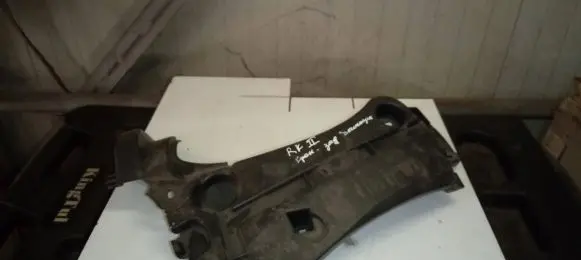 Renault Kangoo II Front bumper mounting bracket 8200435435
