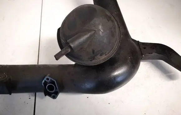 Vacuum air tank