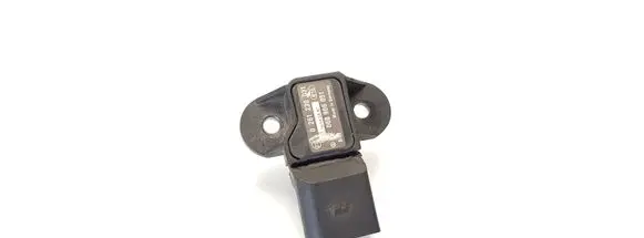 Volkswagen PASSAT B5 Air pressure sensor 06B906051 0261230031
