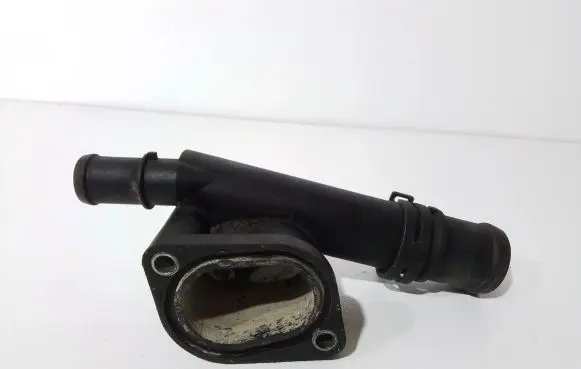 Audi A4 S4 B7 8E 8H Engine coolant pipe/hose 038121132G