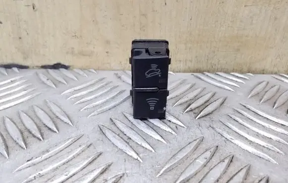 Audi A4 S4 B7 8E 8H Alarm switch 8E2962109