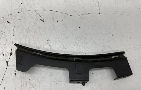 Porsche Macan (95B) Rear bumper mounting bracket 95B853828A