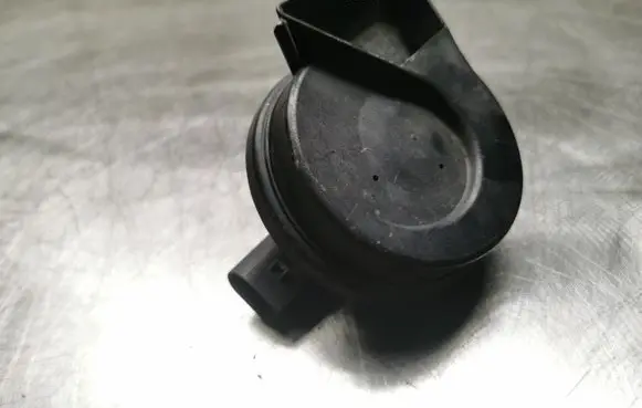 Audi A4 S4 B8 8K Horn signal 8T0951223A