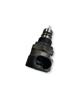 BMW 3 E46 Fuel pressure regulator 