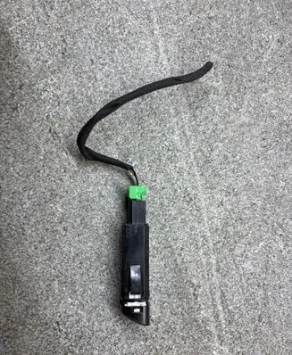 Volvo V40 Hazard light switch 9123682