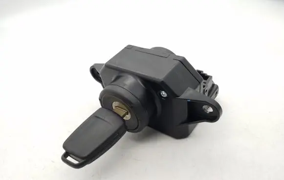 Audi Q7 4L Ignition lock 4F0909135J 33302002
