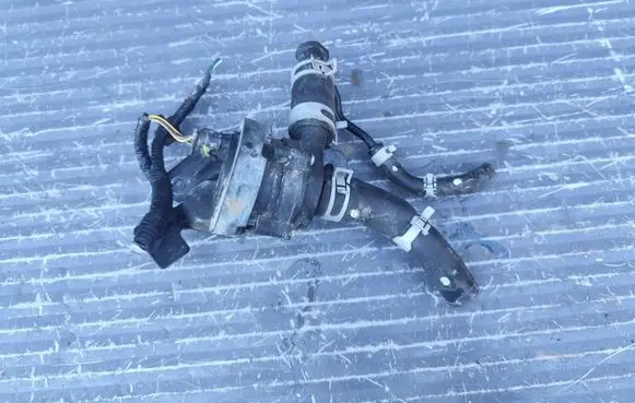 KIA Sportage Water pump MT100K3001