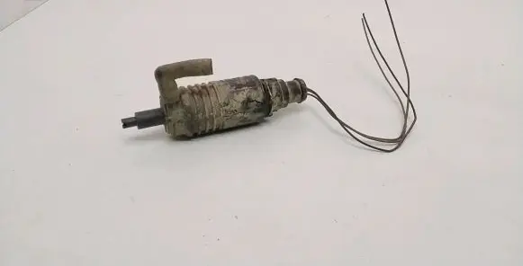Audi A6 S6 C4 4A Windscreen/windshield washer pump 4A0955651