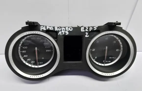Alfa Romeo 166 Speedometer (instrument cluster) 0156081484