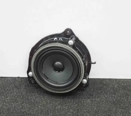 BMW X2 F39 Front door speaker 9281896