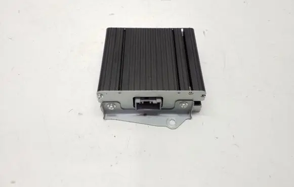 Chrysler Town u0026 Country V Sound amplifier 05026408AB