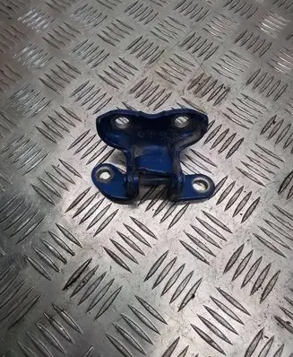 Toyota Yaris Rear door upper hinge