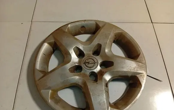 Opel Zafira B R16 wheel hub/cap/trim 13240543