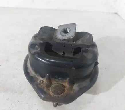 BMW 7 E65 E66 Engine mount bracket 6756094