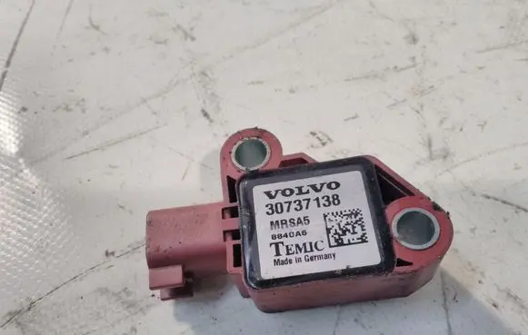 Volvo V50 Airbag deployment crash/impact sensor 30737138
