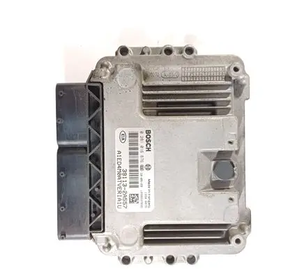 KIA Ceed Engine control unit/module 391132A557 0281016876