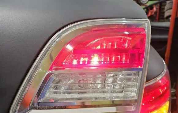 Mazda CX-9 Rear/tail lights P6195R IMPRK1414933