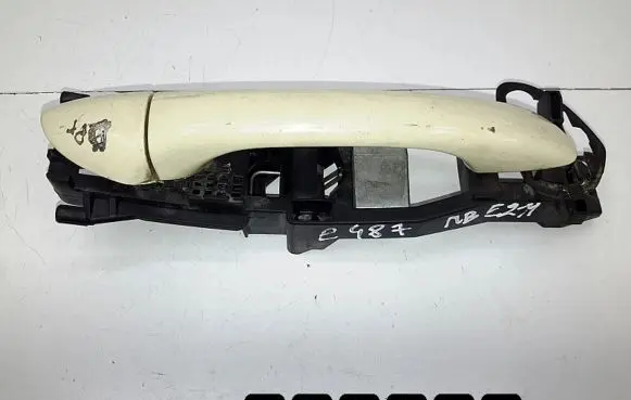 Mercedes-Benz E W211 Loading door interior handle 2037600234