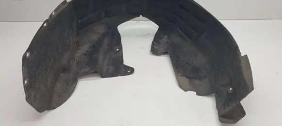 Ford Kuga II Rear arch 